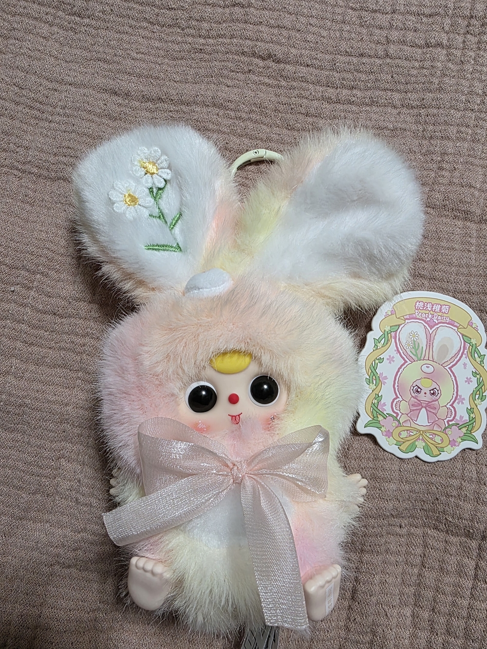 Baby Three Flower Fairy Pendant - Picture 2 of 5